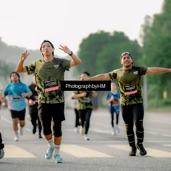 Runner Photo 6680290