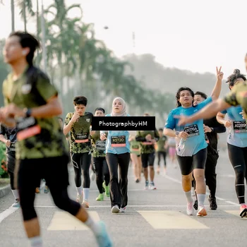 Runner Photo 6680302