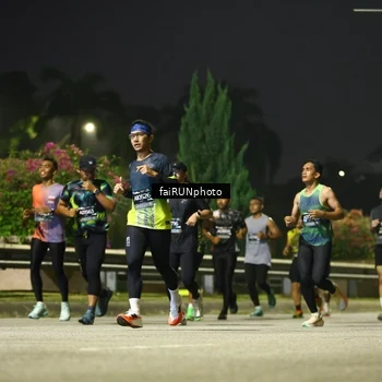 Runner Photo 6680309