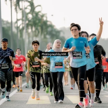 Runner Photo 6680319