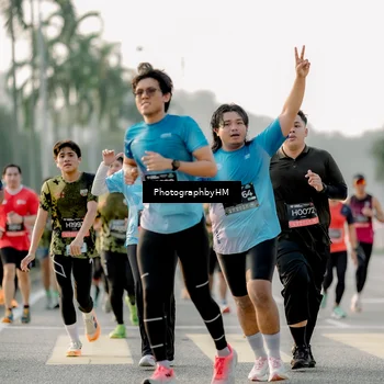 Runner Photo 6680331
