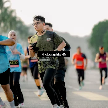 Runner Photo 6680333