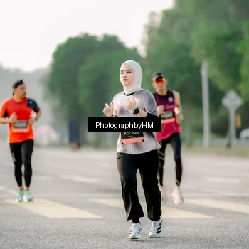 Runner Photo 6680342
