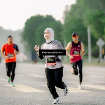 Runner Photo 6680348
