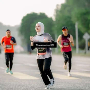 Runner Photo 6680350