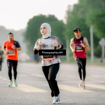 Runner Photo 6680353