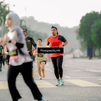 Runner Photo 6680359