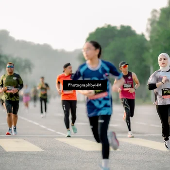 Runner Photo 6680360