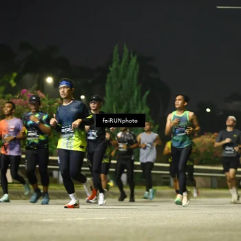 Runner Photo 6680363
