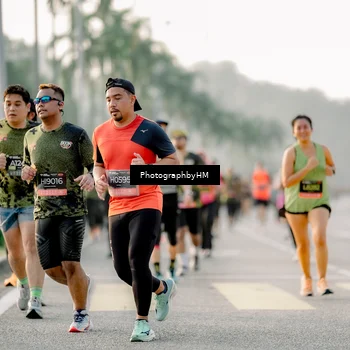 Runner Photo 6680392