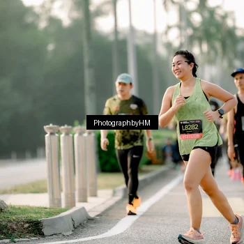 Runner Photo 6680419