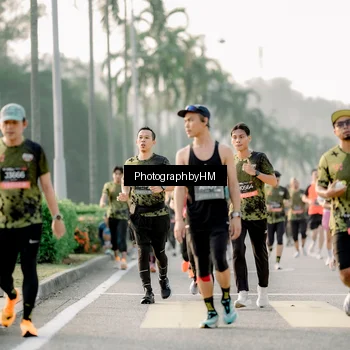 Runner Photo 6680430