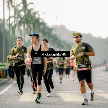 Runner Photo 6680433