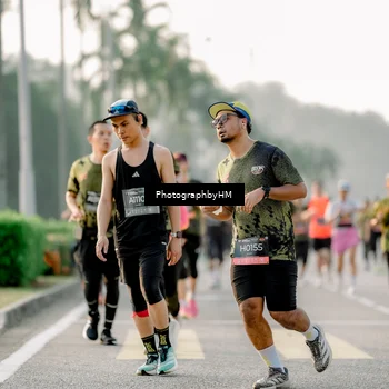 Runner Photo 6680444