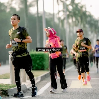Runner Photo 6680473