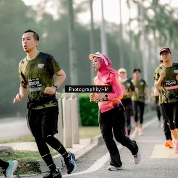 Runner Photo 6680474