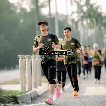 Runner Photo 6680493