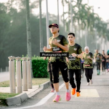 Runner Photo 6680498