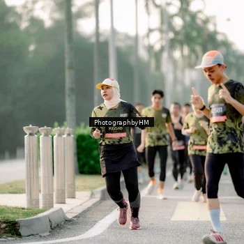 Runner Photo 6680503