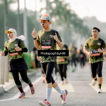 Runner Photo 6680506