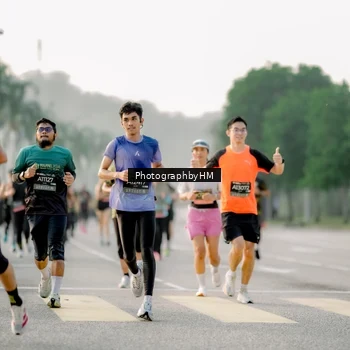 Runner Photo 6680515