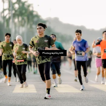 Runner Photo 6680528