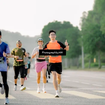 Runner Photo 6680529