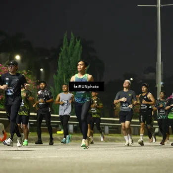 Runner Photo 6680565