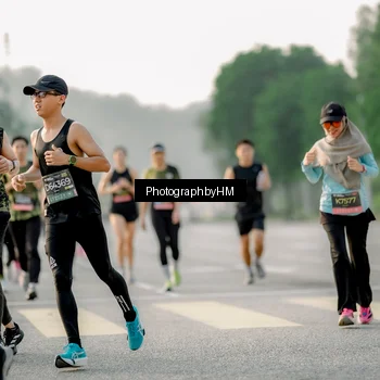 Runner Photo 6680591