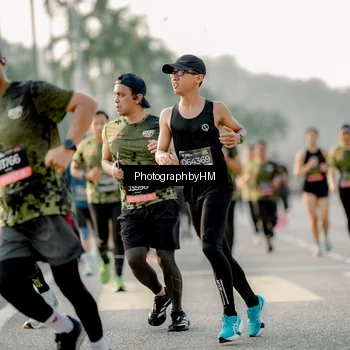Runner Photo 6680595