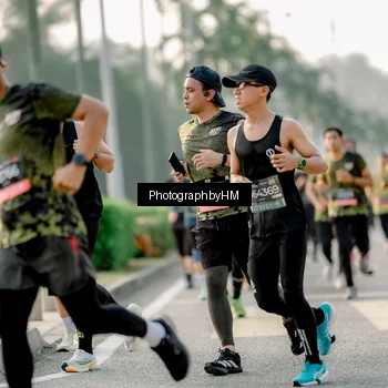 Runner Photo 6680596