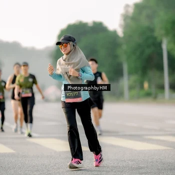 Runner Photo 6680621
