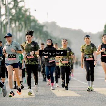 Runner Photo 6680639