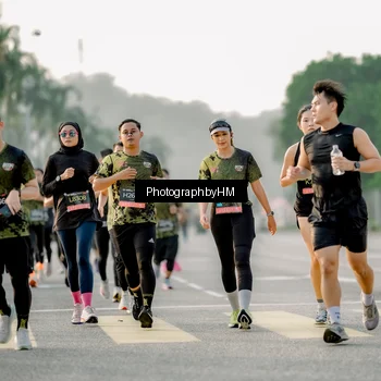 Runner Photo 6680648