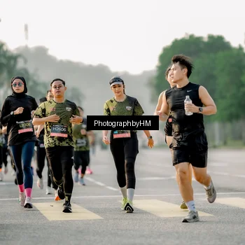 Runner Photo 6680649