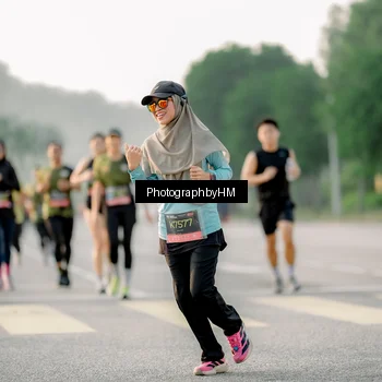 Runner Photo 6680650