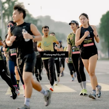 Runner Photo 6680674