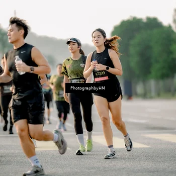 Runner Photo 6680676