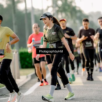 Runner Photo 6680700