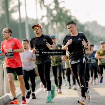 Runner Photo 6680715