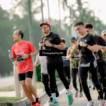 Runner Photo 6680719