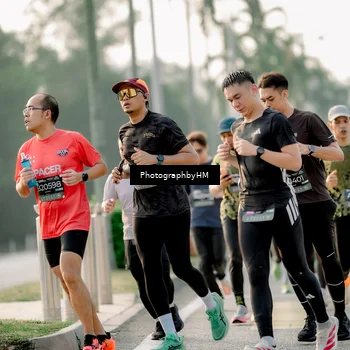 Runner Photo 6680721