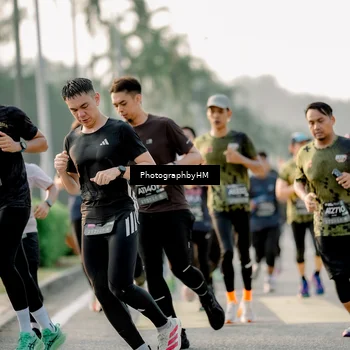 Runner Photo 6680726