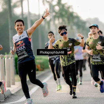 Runner Photo 6680756