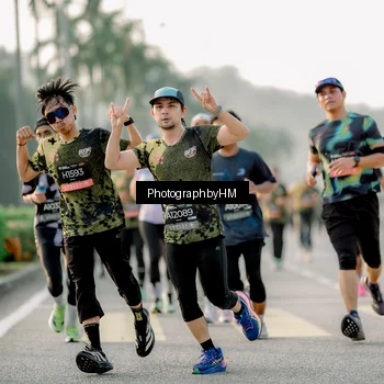 Runner Photo 6680764