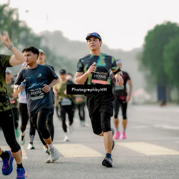 Runner Photo 6680771