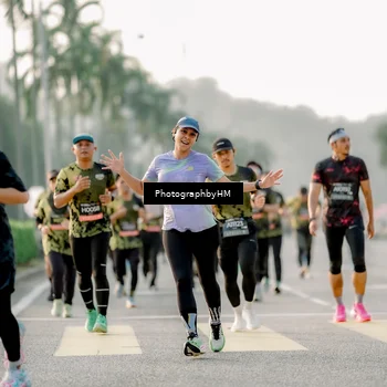 Runner Photo 6680806