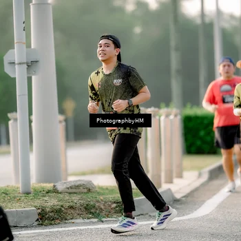 Runner Photo 6680892