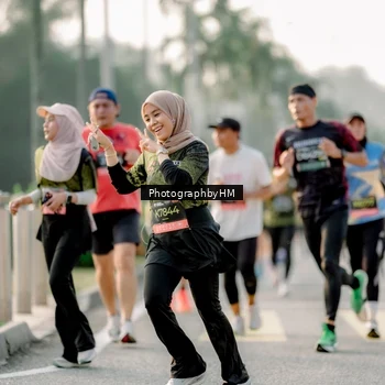 Runner Photo 6680909