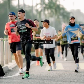 Runner Photo 6680911